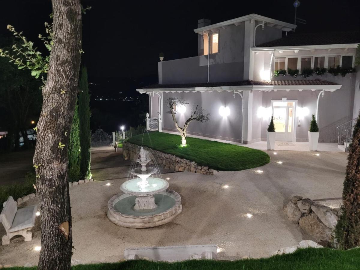 Tenuta Santo Stefano Azienda Agrituristica Santo Stefano del Sole Dış mekan fotoğraf