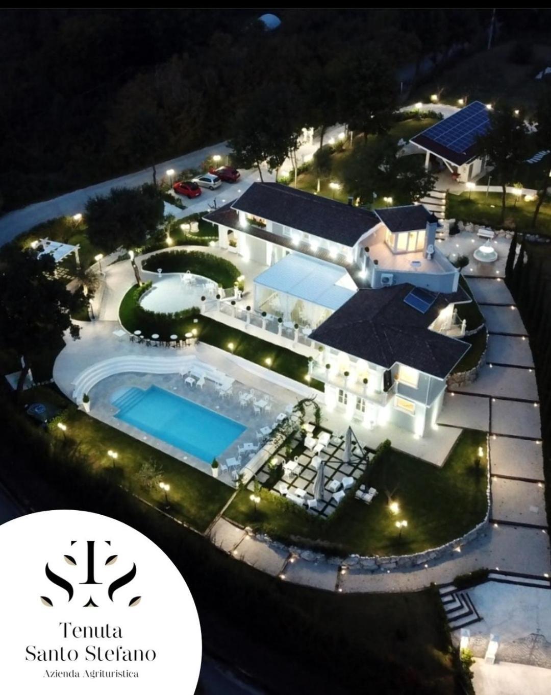 Tenuta Santo Stefano Azienda Agrituristica Santo Stefano del Sole Dış mekan fotoğraf