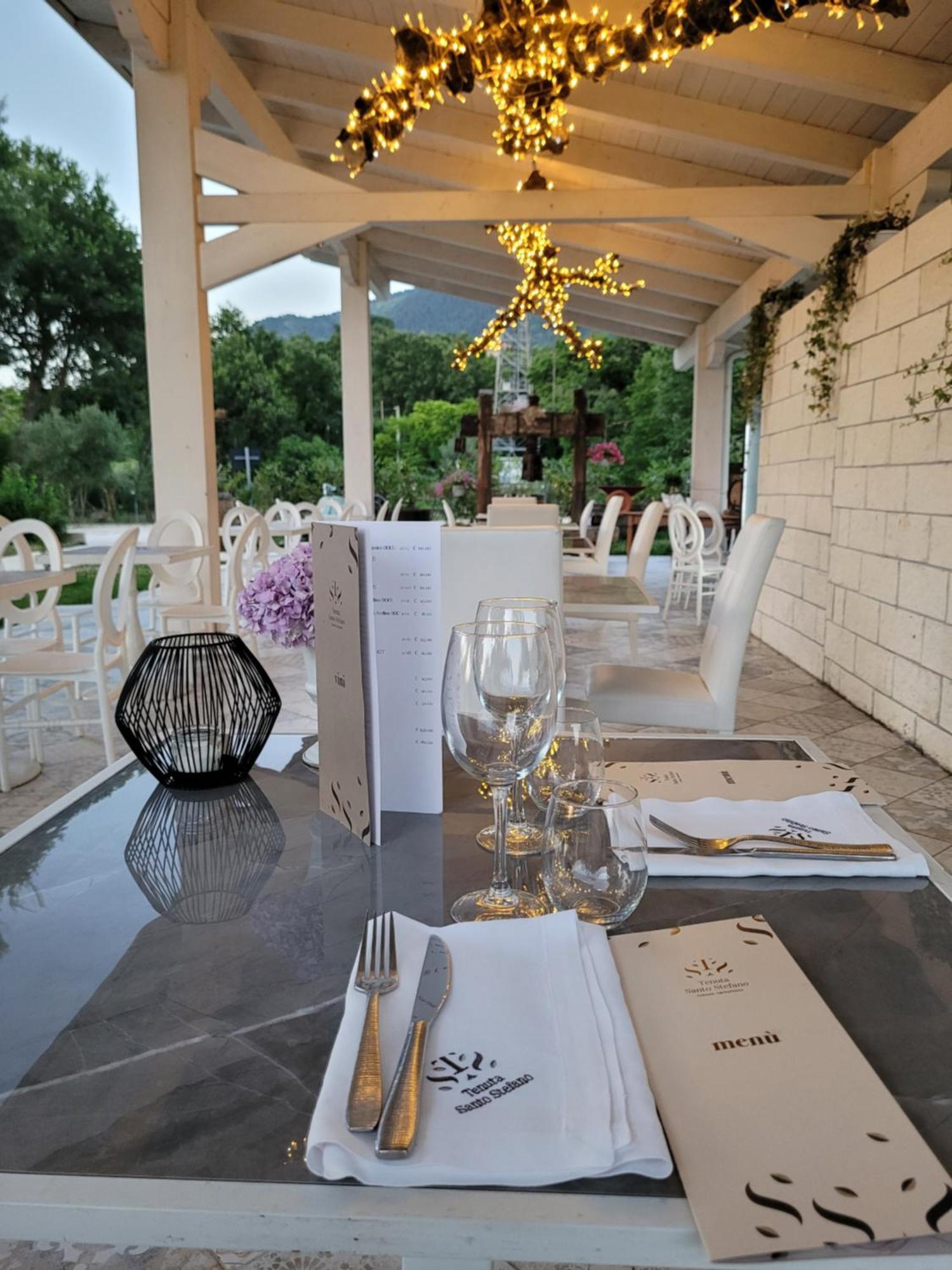 Tenuta Santo Stefano Azienda Agrituristica Santo Stefano del Sole Dış mekan fotoğraf